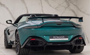 Aston Martin Vantage F1 Edition Roadster 6