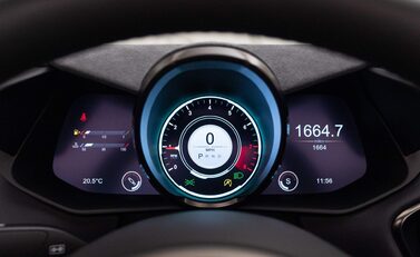 Aston Martin Vantage F1 Edition Roadster 12