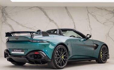 Aston Martin Vantage F1 Edition Roadster 23