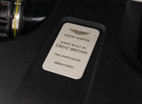 Aston Martin Vantage F1 Edition Roadster 35