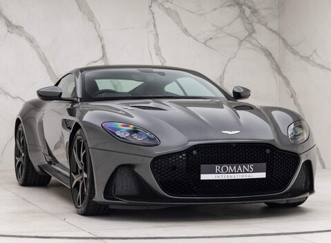 Aston Martin DBS Superleggera 6