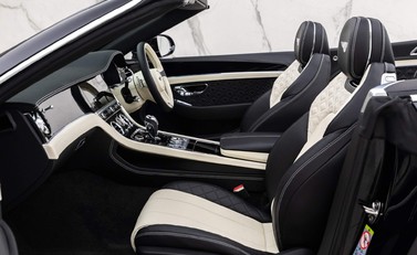 Bentley Continental GT V8 11