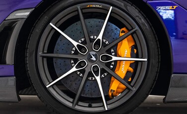 McLaren 765LT V8 SSG 17