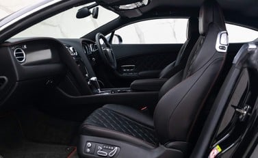 Bentley Continental GT V8 S 9
