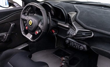 Ferrari 458 Speciale Aperta LHD 16