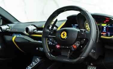 Ferrari 812 Superfast 5