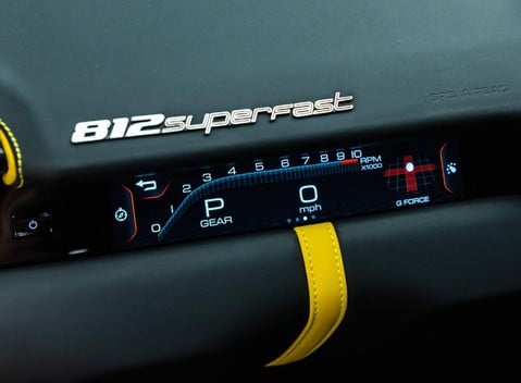 Ferrari 812 Superfast 13