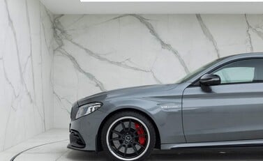 Mercedes-Benz C Class AMG C 63 S PREMIUM PLUS 24