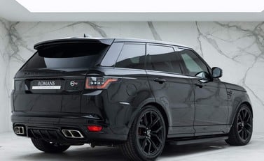 Land Rover Range Rover Sport 5.0 SVR Carbon Edition 23