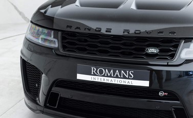 Land Rover Range Rover Sport 5.0 SVR Carbon Edition 24