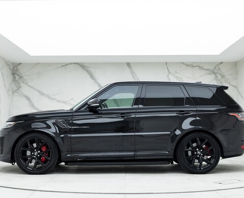 Land Rover Range Rover Sport 5.0 SVR Carbon Edition 