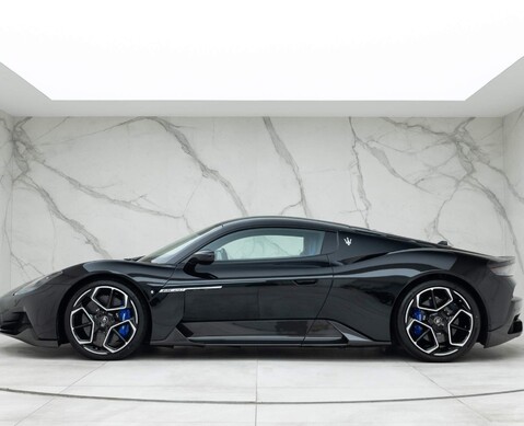 Maserati MC20