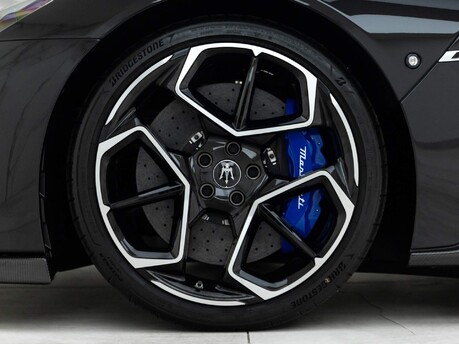 Maserati MC20