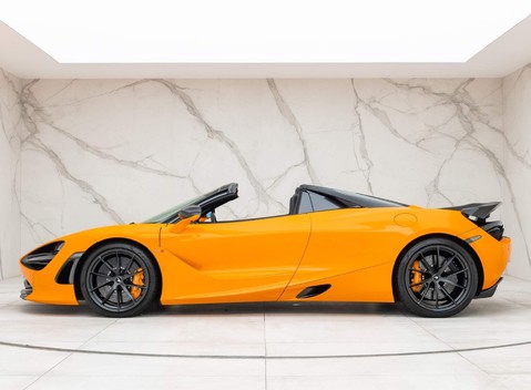 McLaren 720S Spider Peformance 8