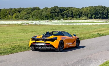 McLaren 720S Spider Peformance 7