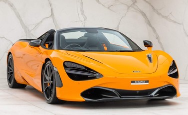 McLaren 720S Spider Peformance 4