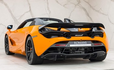 McLaren 720S Spider Peformance 10