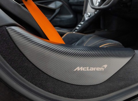 McLaren 720S Spider Peformance 23