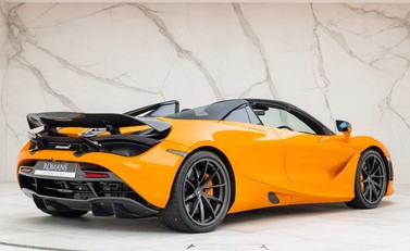 McLaren 720S Spider Peformance 31