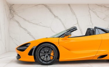 McLaren 720S Spider Peformance 41