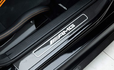 Mercedes-Benz Amg GT Black Series 13