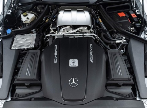 Mercedes-Benz AMG GT R Premium 28