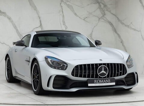 Mercedes-Benz AMG GT R Premium 6