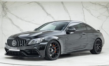 Mercedes-Benz C63 S Coupe Brabus 1