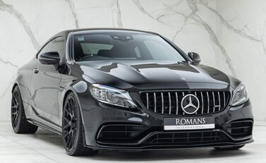 Mercedes-Benz C63 S Coupe Brabus 8