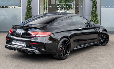 Mercedes-Benz C63 S Coupe Brabus 3