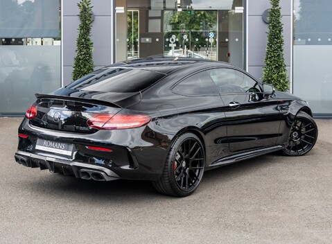 Mercedes-Benz C63 S Coupe Brabus 3