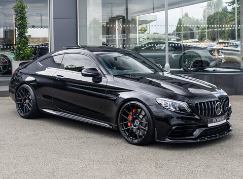 Mercedes-Benz C63 S Coupe Brabus 2