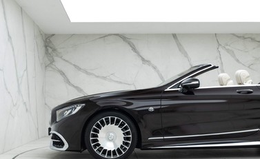 Mercedes-Benz S Class S650 Cabriolet Maybach 32