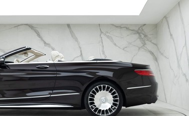 Mercedes-Benz S Class S650 Cabriolet Maybach 33