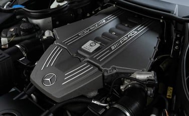 Mercedes-Benz SLS AMG 36