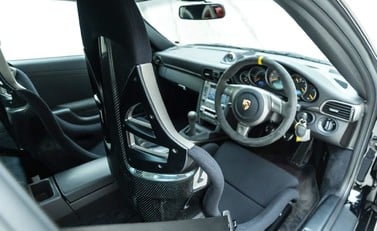 Porsche 911 GT3 RS (997) 9