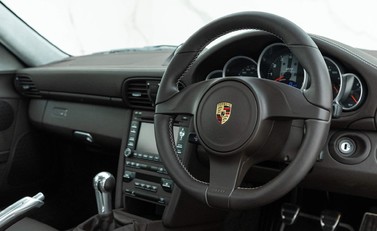 Porsche 911 (997) Sport Classic 5
