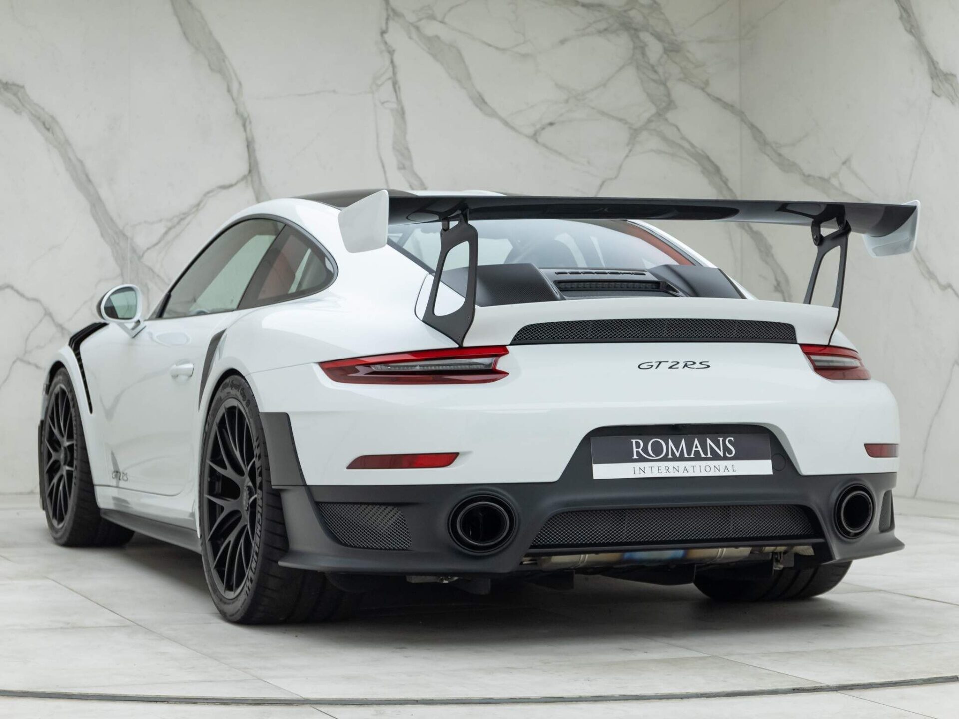 Used Porsche 911 GT2 RS (991) for sale | White
