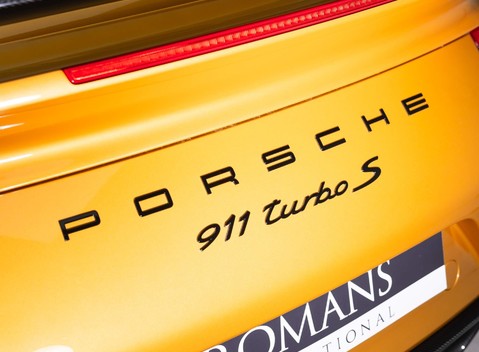 Porsche 911 Turbo S Exclusive Series (991) 44
