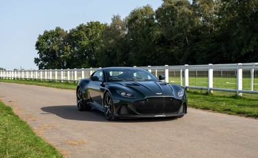 Aston Martin DBS Superleggera 10