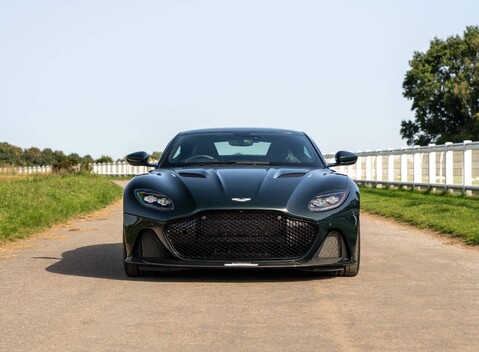 Aston Martin DBS Superleggera 12