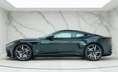 Aston Martin DBS Superleggera 2