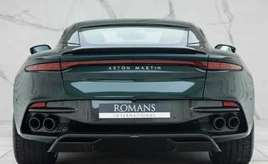Aston Martin DBS Superleggera 5