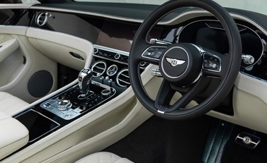 Bentley Continental GT V8 Convertible 11