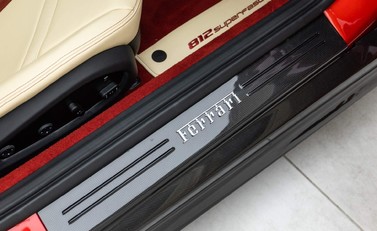 Ferrari 812 Superfast 22