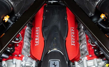 Ferrari SF90 Stradale 35