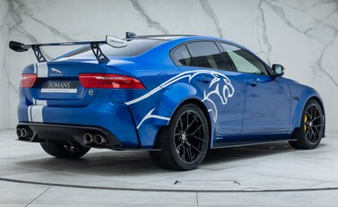 Jaguar XE SV Project 8 3