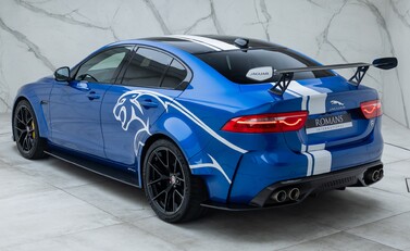 Jaguar XE SV Project 8 9