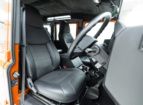 Land Rover Defender 110 Adventure Edition 6