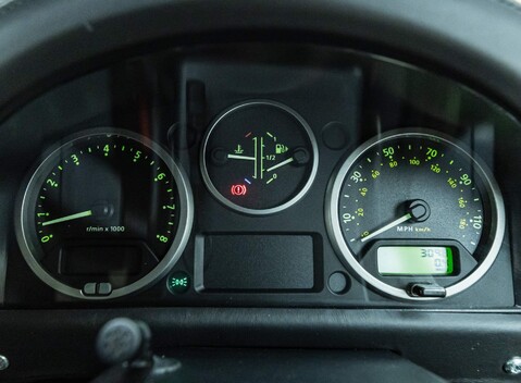 Land Rover Defender 110 Works V8 70th Edition 13